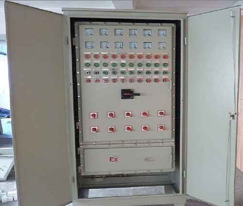 循化配电箱